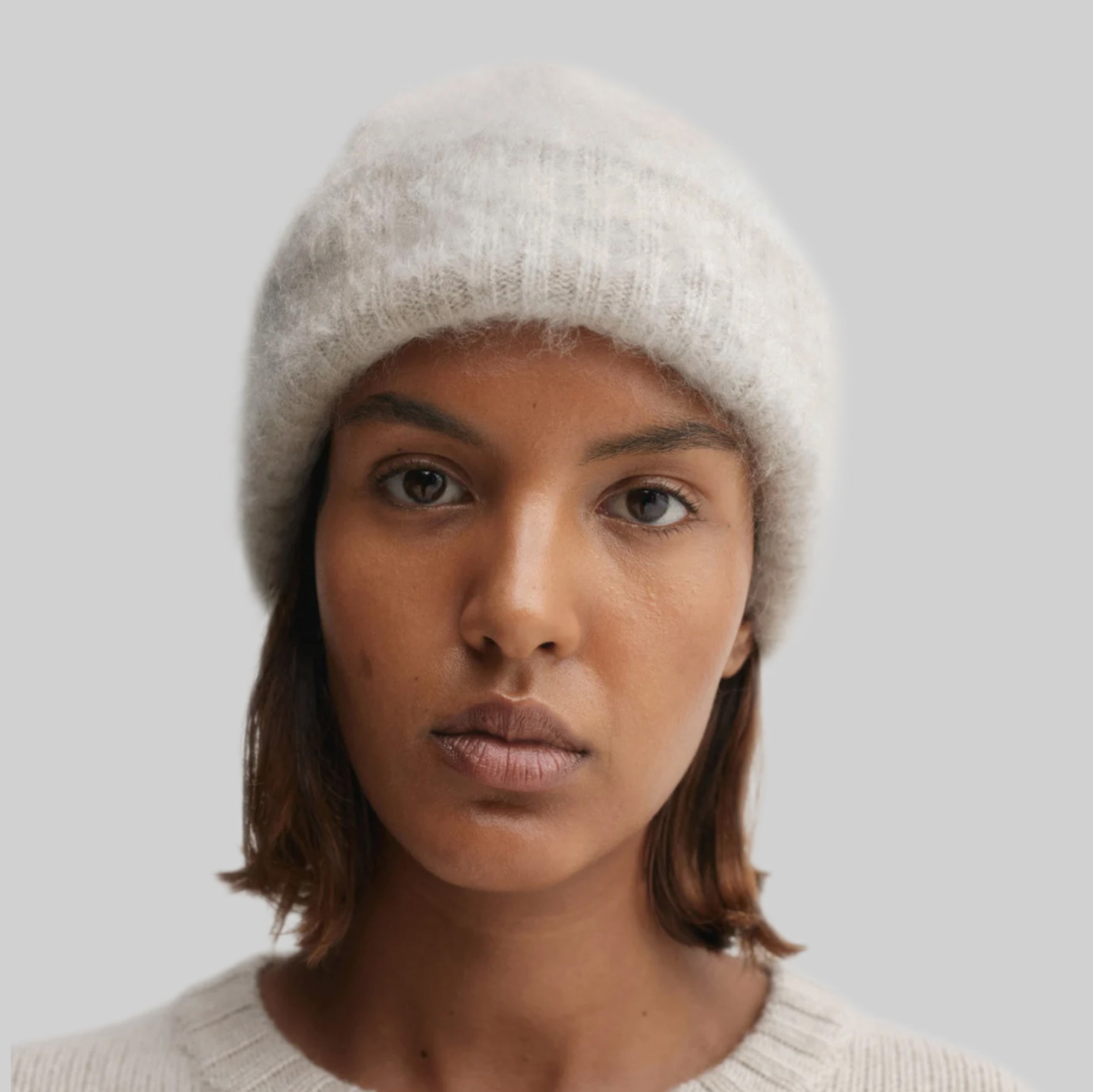 Almada Label Roe Brushed Cashmere Beanie in Taupe