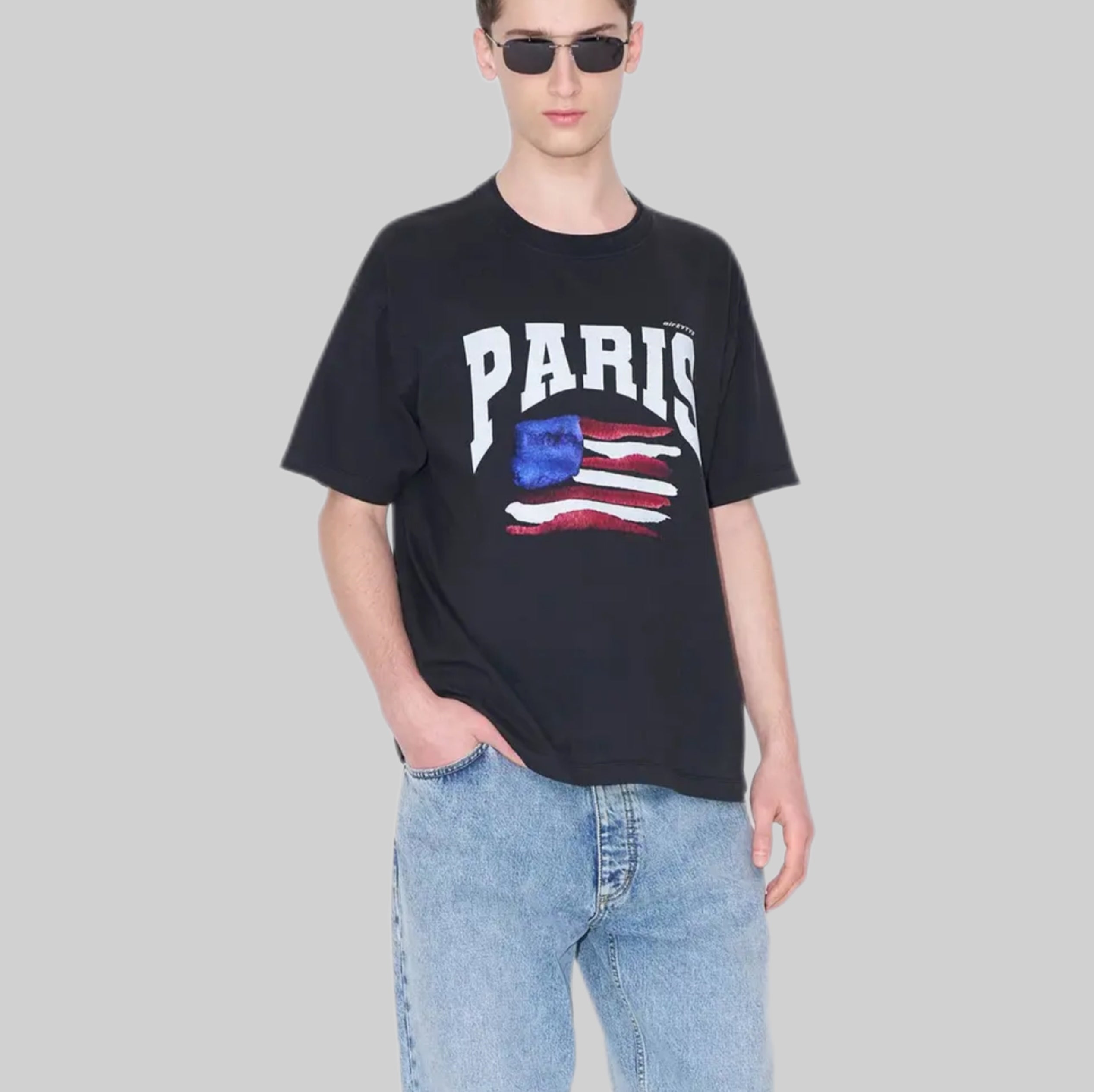 'Leon' Paris T-Shirt in White