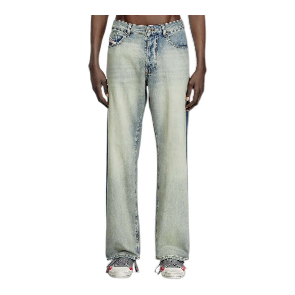 1980 D-EePer Relaxed Jeans – Contrast Blue Fix Denim with Dirt Finish