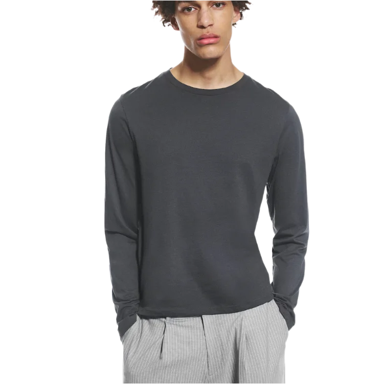 Tight Long-Sleeved Cotton T-Shirt