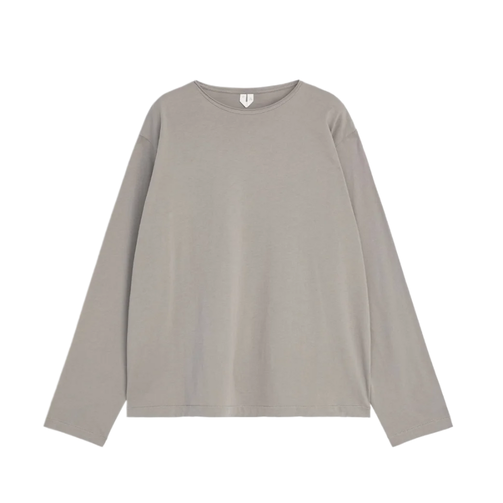 Long-sleeved T-shirt