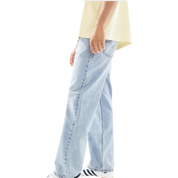 565 Loose Straight Fit Jeans in Light Blue
