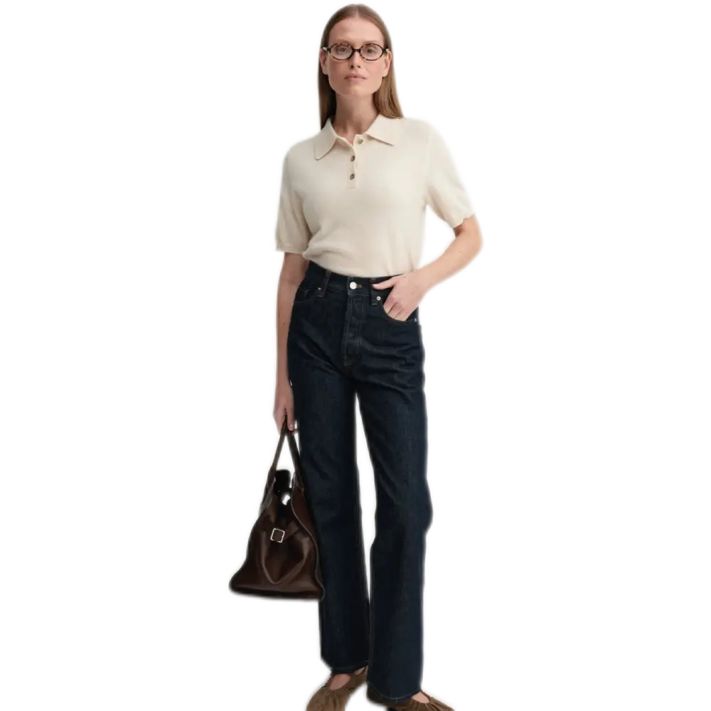 Almada Ella Collar T-Shirt – Cashmere